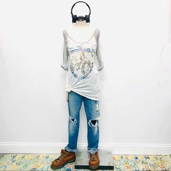 Free people waterfall graphic tunic/tee shirt. - Picture 3 of 9